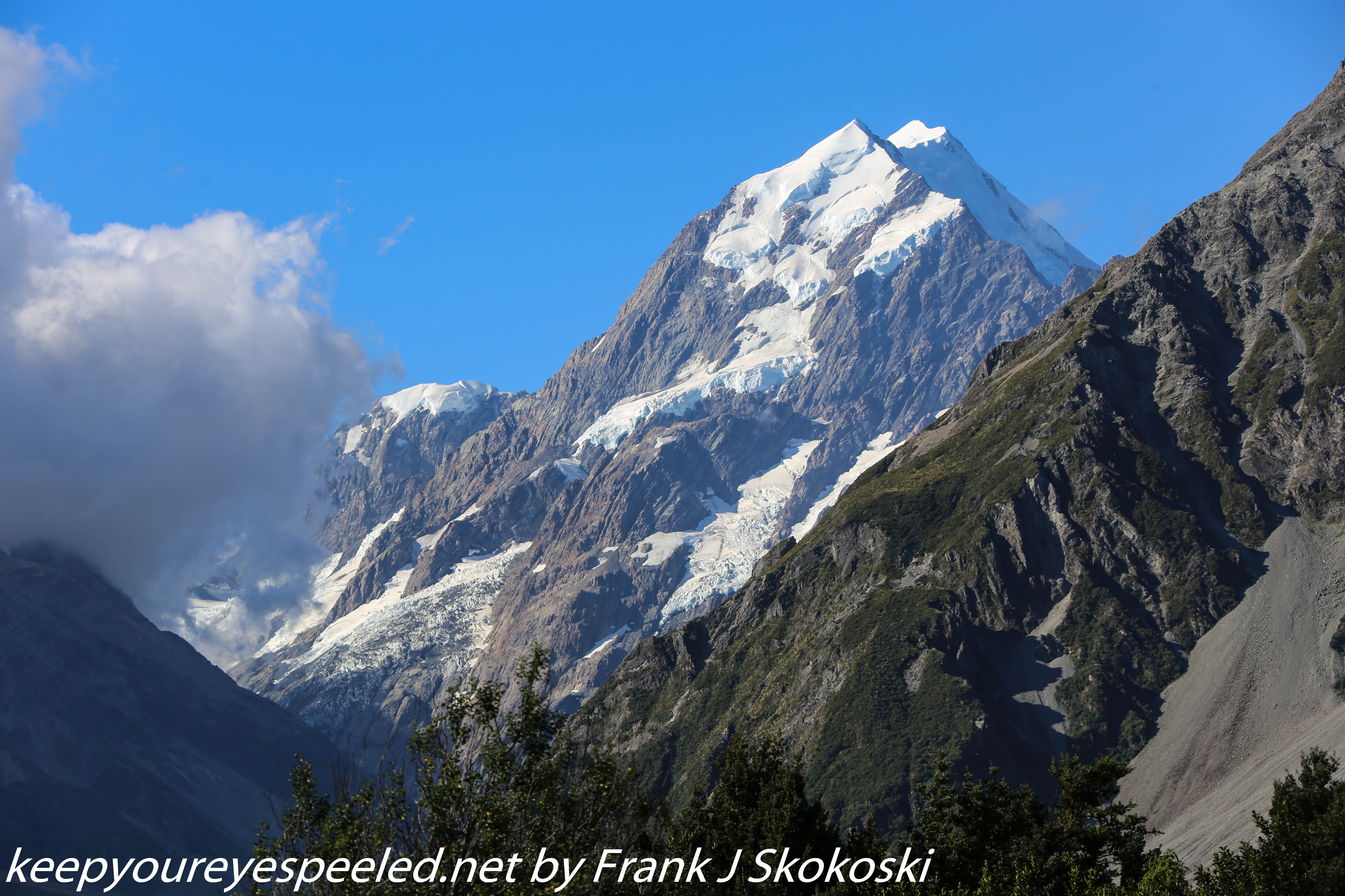 New-Zealand-Day-Five-Mount-Cook-lodge-3-of-8